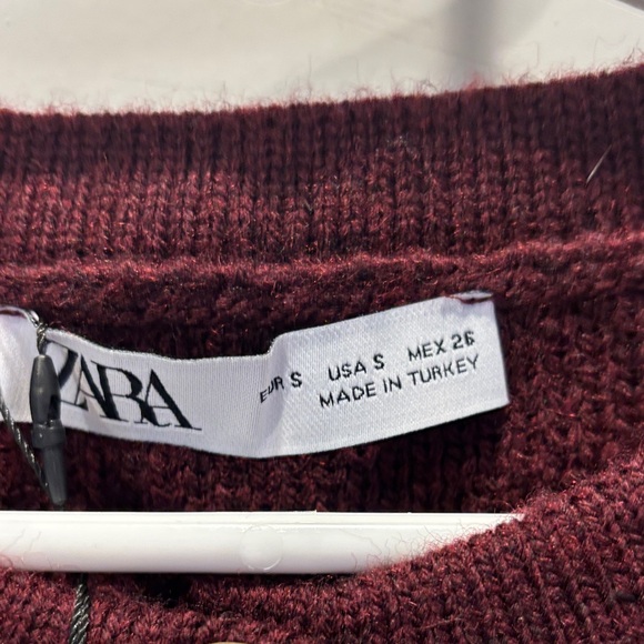 Zara Maroon Knit Cardigan with Gold Accents - Picture 2 of 4